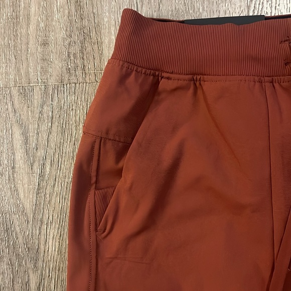 Lululemon ABC Jogger *Warpstreme - Picture 9 of 11